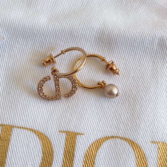 Dior Petit CD Earrings Pink-Finish Metal, Pink Resin Pearl and Pink Crystals - Picture 4 of 15